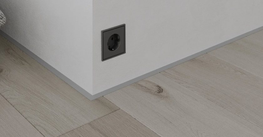 Скрытый плинтус на кухне и в коридоре: практичные решения без лишних деталей