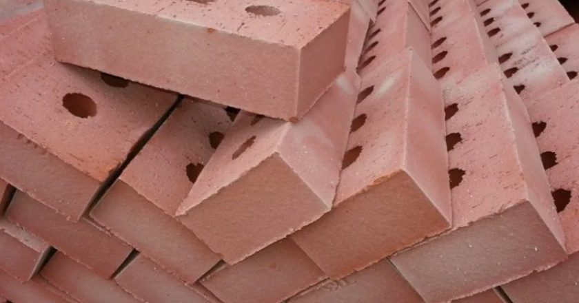 Влияние плотности кирпича на звукоизоляцию помещений